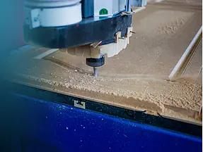 Computer-Aided Manufacturing (CAD/CAM-Software): ALPHACAM, DESIGNER